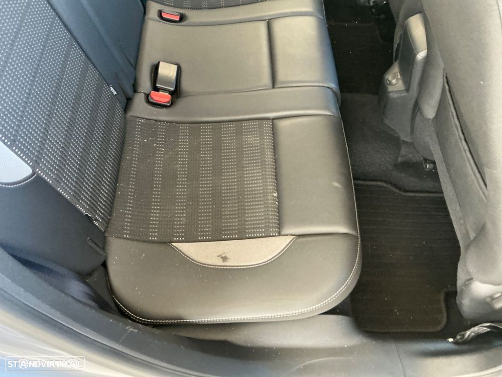 Peugeot 2008 1.2 VTi Allure - 11