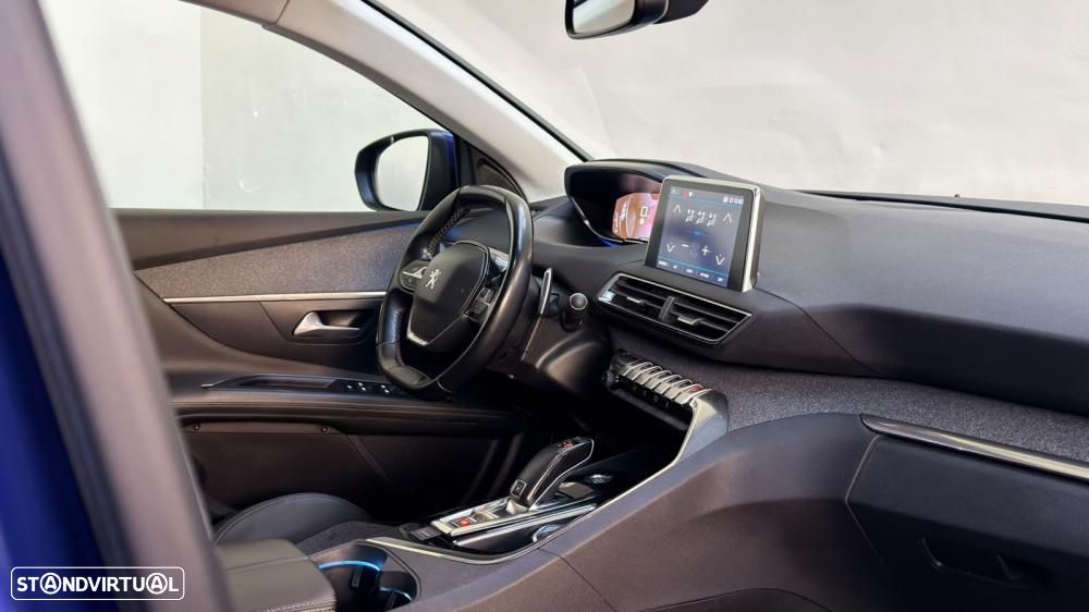 Peugeot 3008 1.5 BlueHDi Allure Pack EAT8 - 22