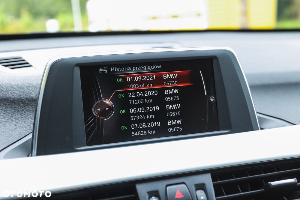 BMW X1 xDrive20i Advantage sport - 37