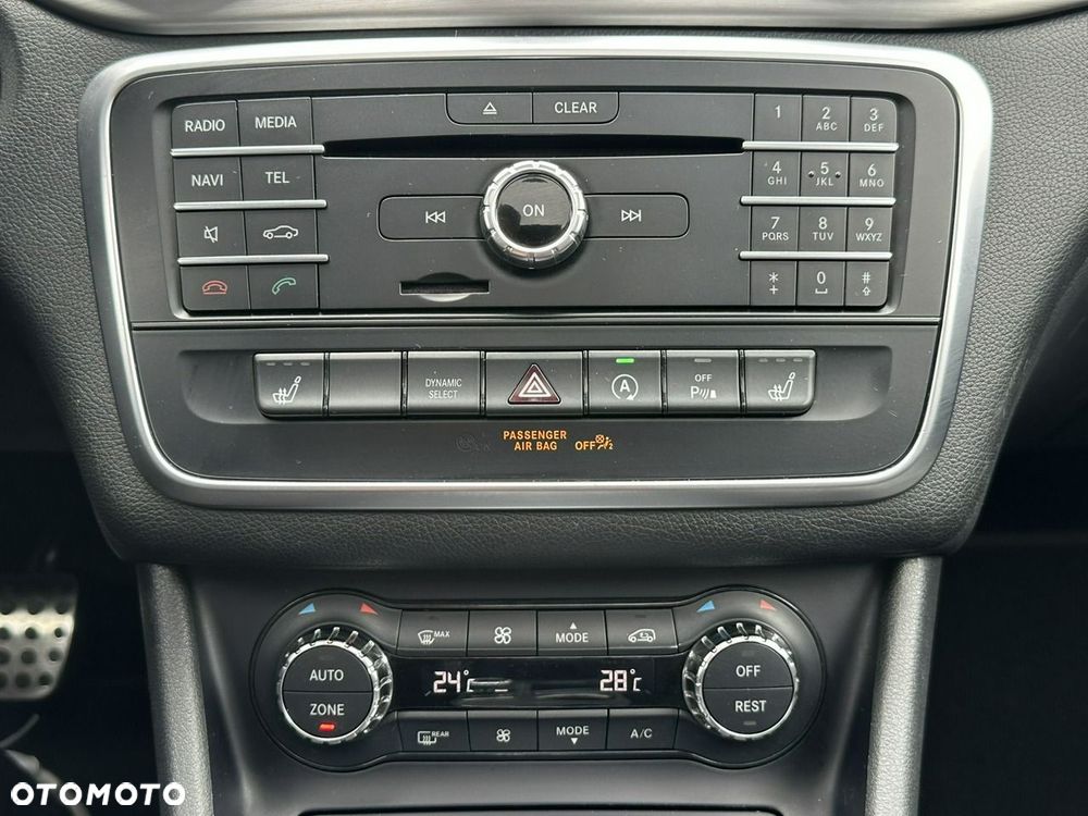Mercedes-Benz CLA 250 4Matic 7G-DCT AMG Line - 29