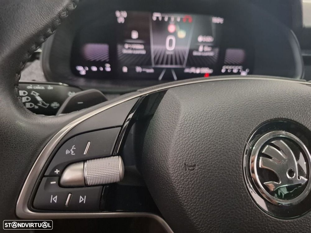 Skoda Kamiq 1.0 TSI DSG - 21