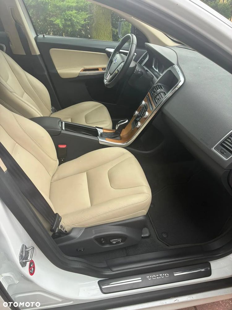 Volvo XC 60 T6 Geartronic Linje Inscription - 11