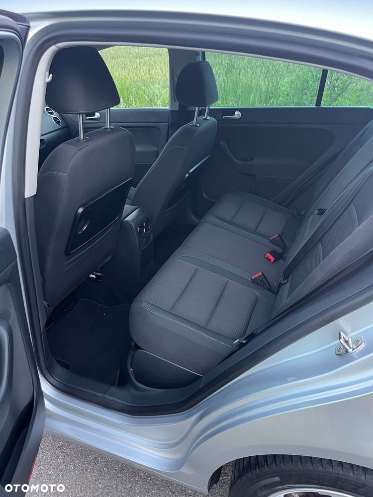 Volkswagen Golf Plus - 11