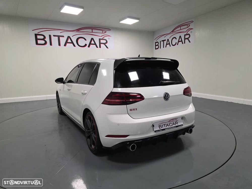 VW Golf 2.0 TSI GTI DSG Performance - 17