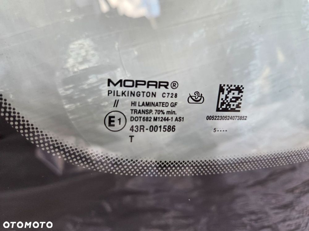 NOWA SZYBA PRZEDNIA PRZÓD CZOŁOWA FIAT 500E NOWA - 8