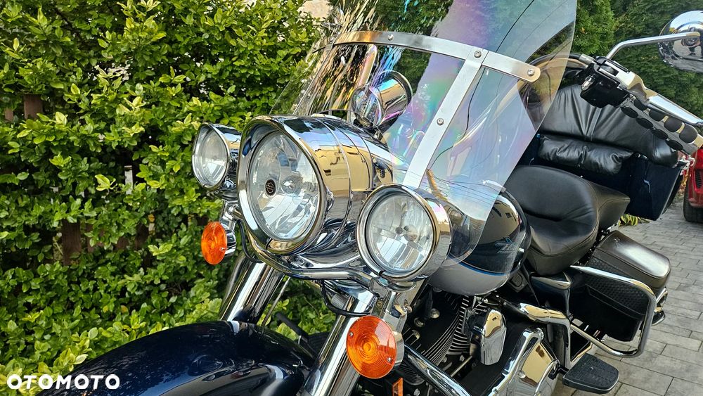 Harley-Davidson Touring Road King - 21
