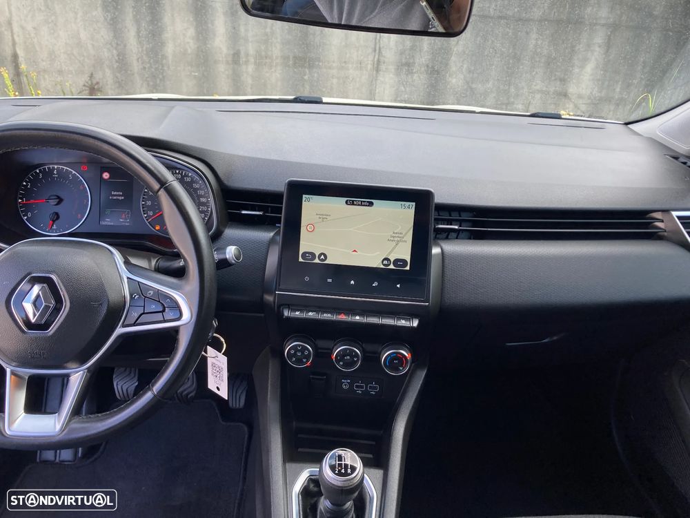 Renault Clio TCe 100 EXPERIENCE - 17