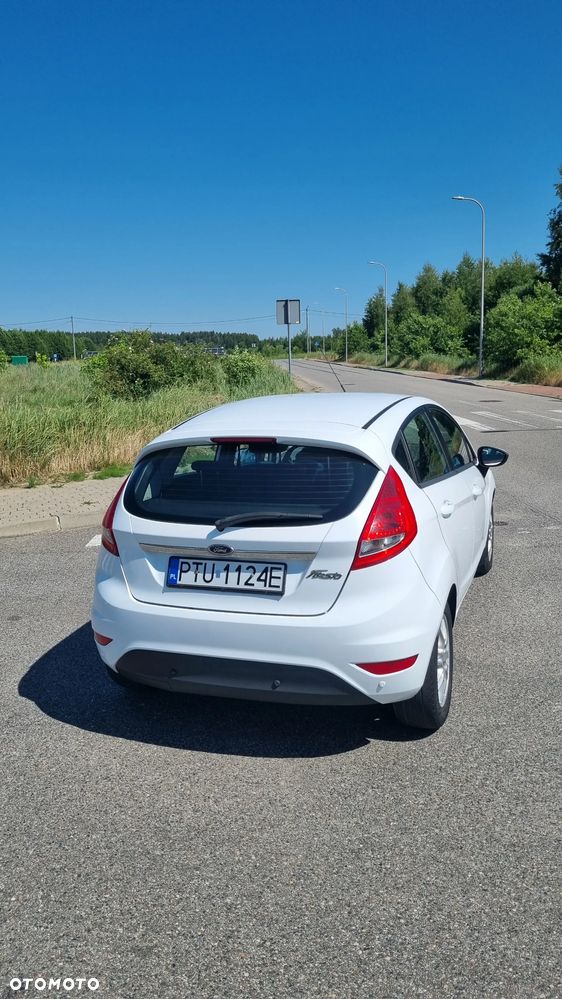 Ford Fiesta - 10