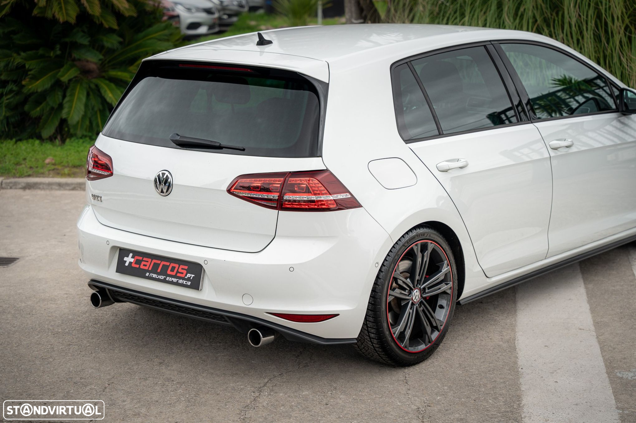 VW Golf 2.0 TSI R DSG - 6