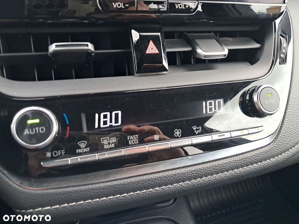 Toyota Corolla 1.8 Hybrid Comfort - 21