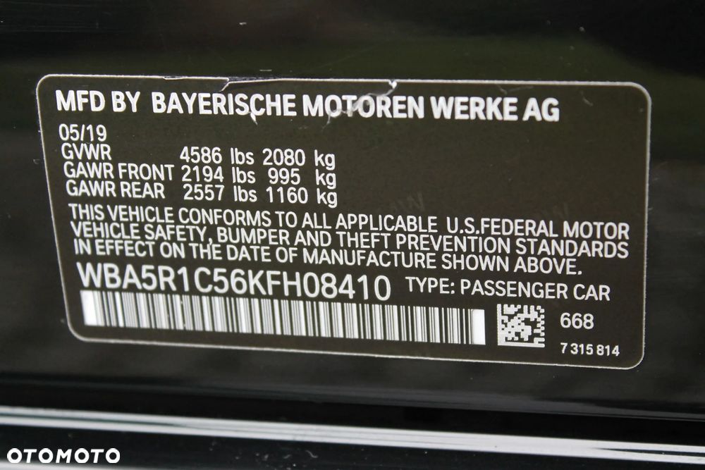 BMW Seria 3 330i - 32