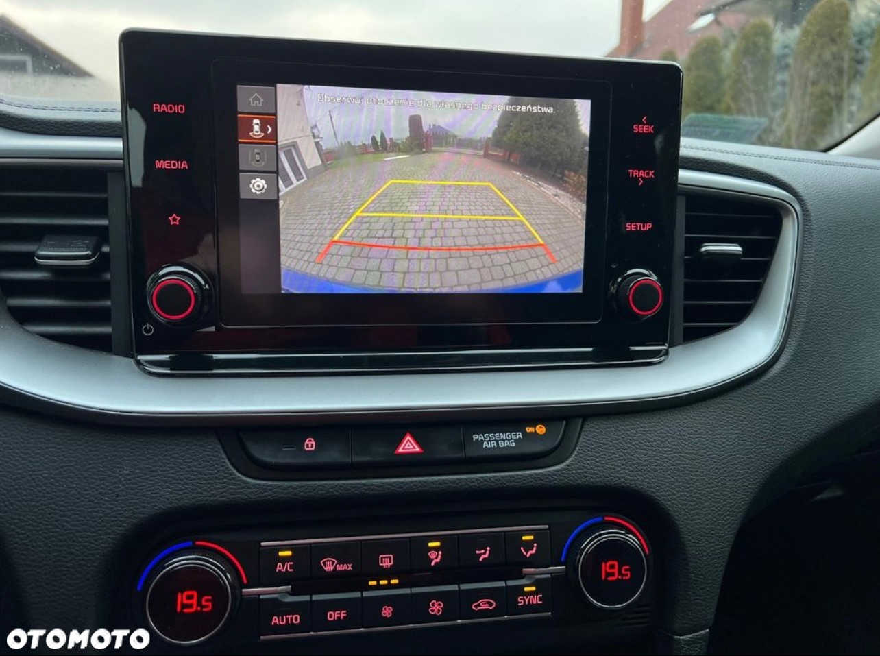 Kia Ceed 1.5 T-GDI L - 19