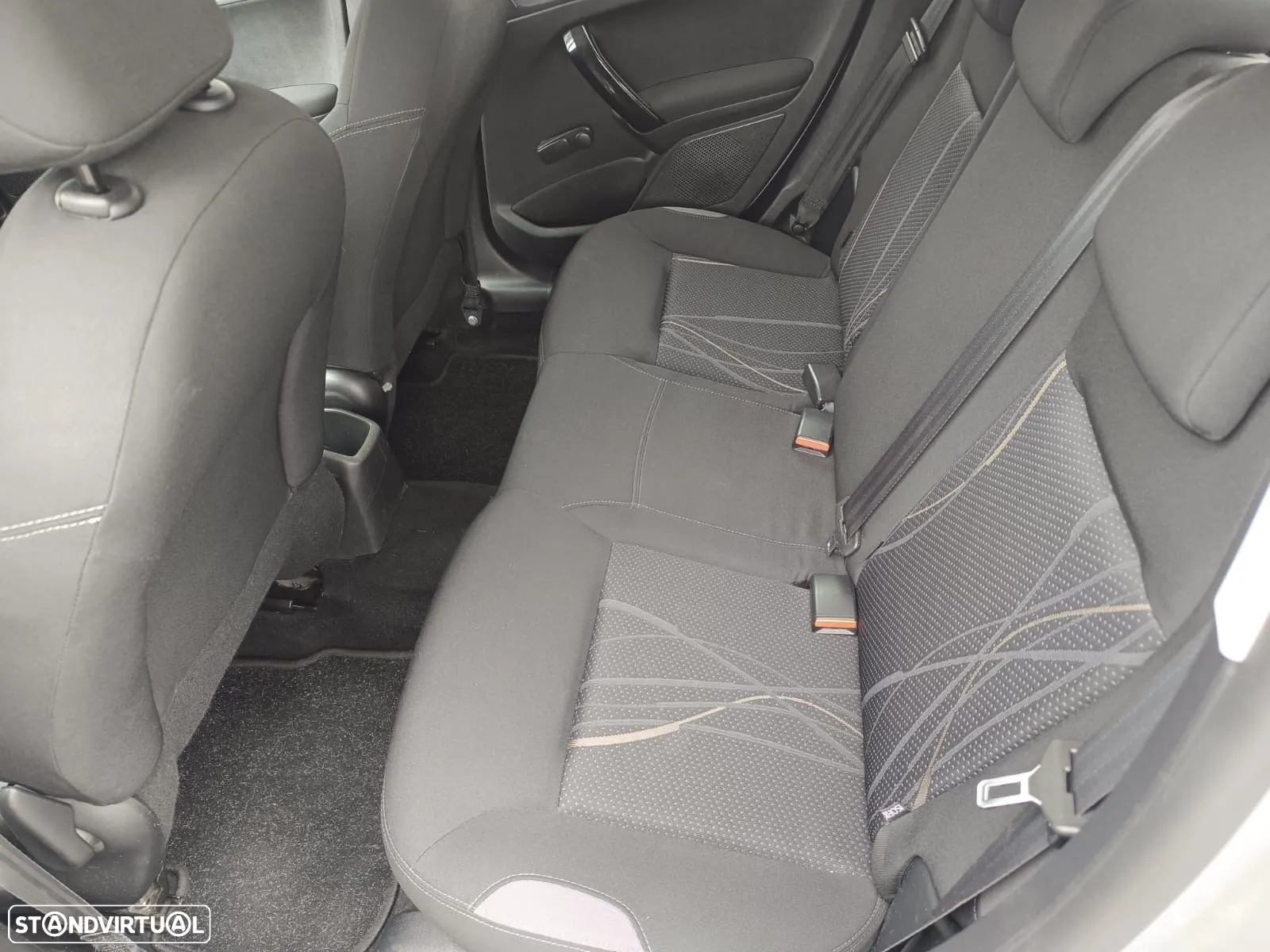 Peugeot 208 1.2 VTi Allure - 8