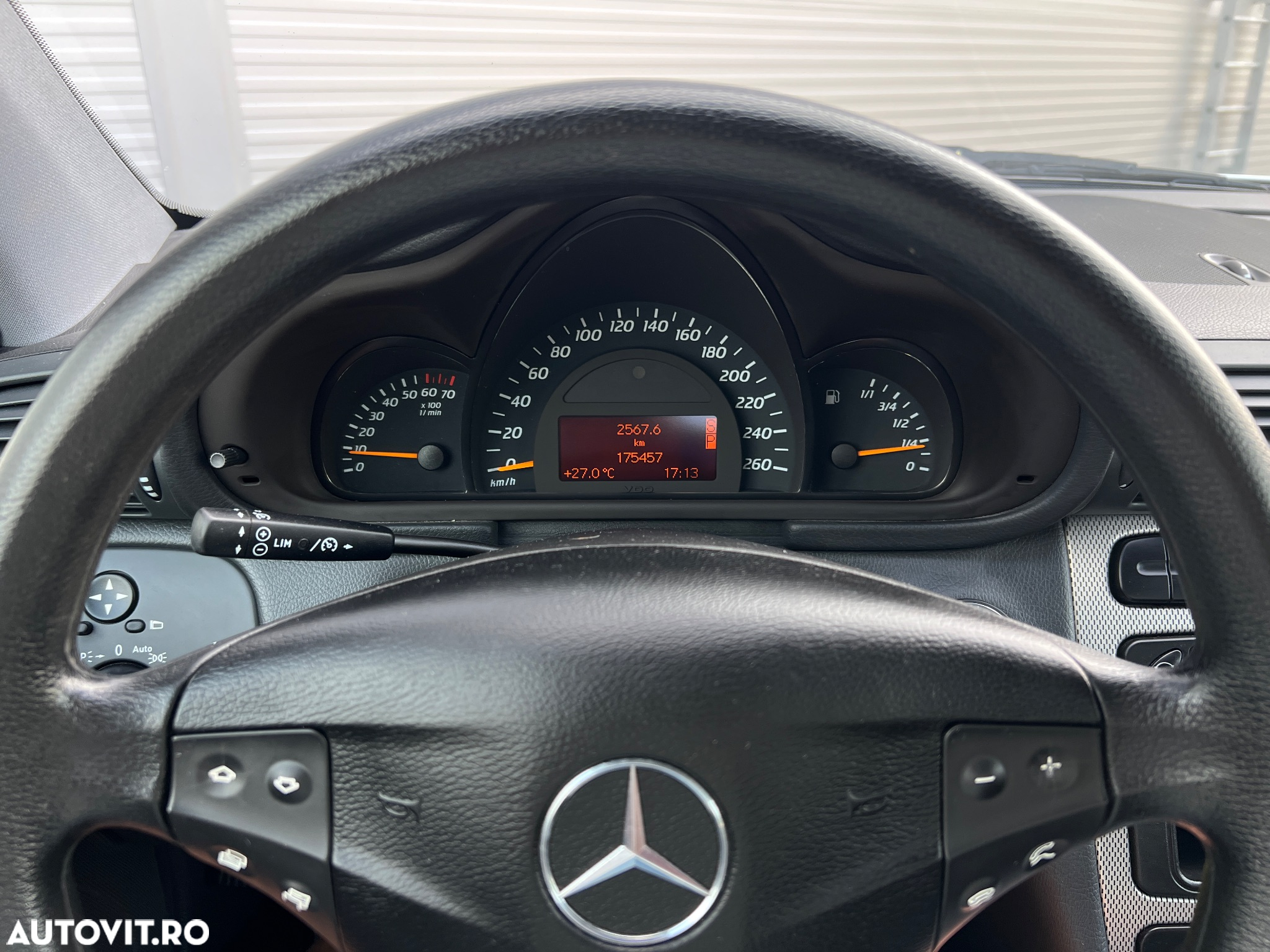 Mercedes-Benz C 180 Kompressor Sportcoupe Automatik - 11