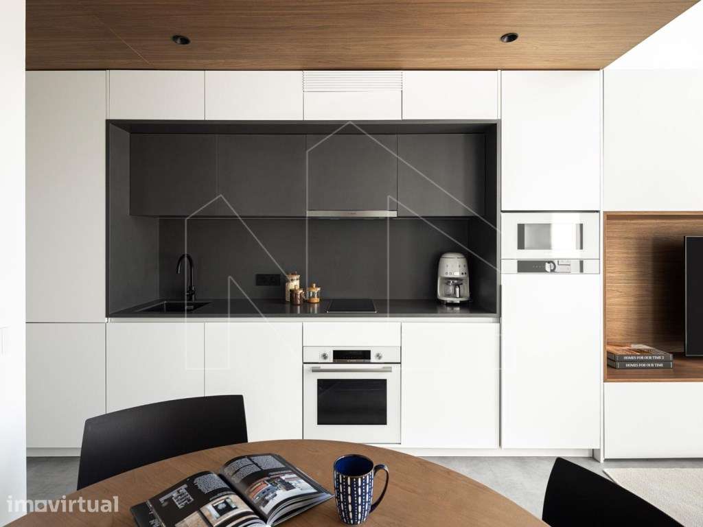 T1 Duplex com Mezanine | Vista Canal | Edifício White | Av. Dr. Lou... - Grande imagem: 2/11