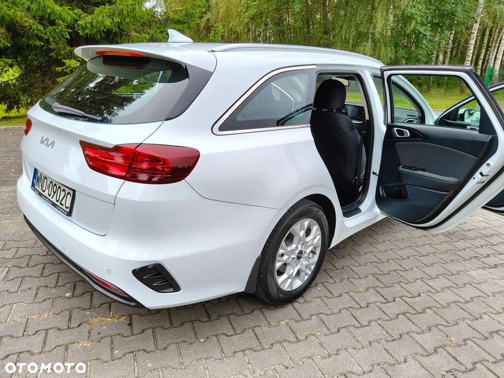 Kia Ceed 1.5 T-GDI Business Line - 30