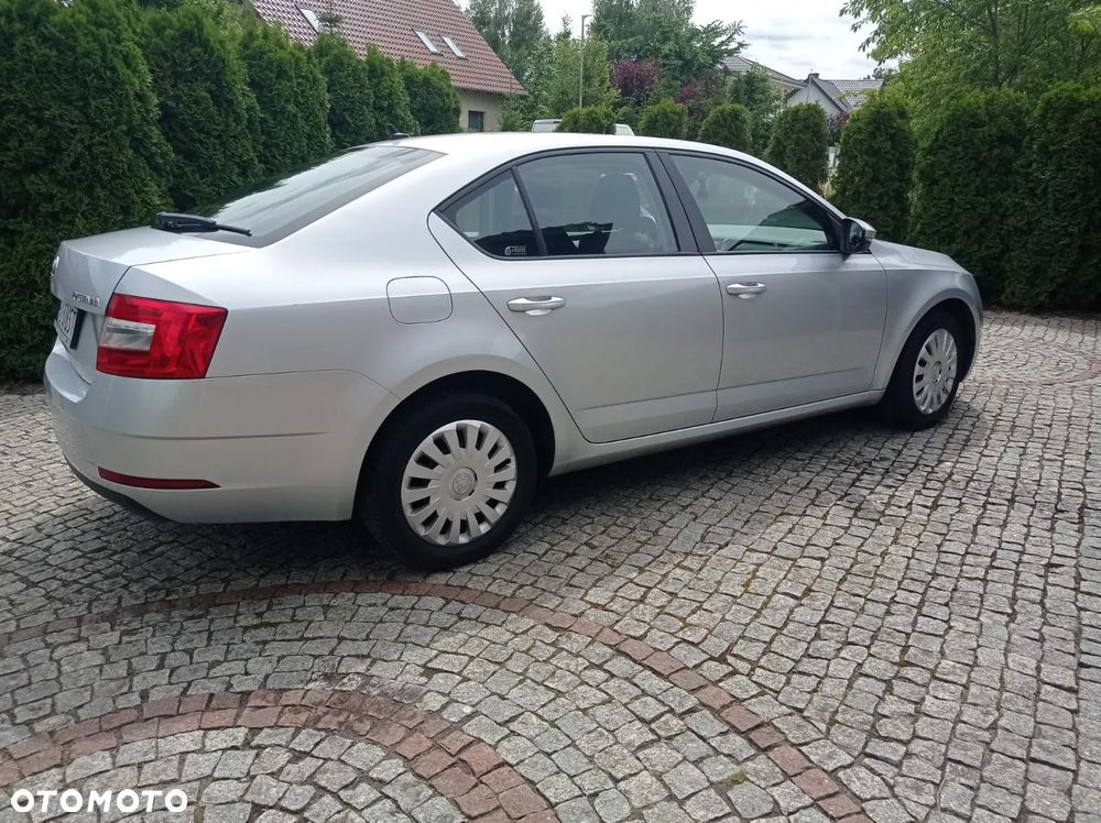 Skoda Octavia 1.6 TDI SCR Ambition - 6