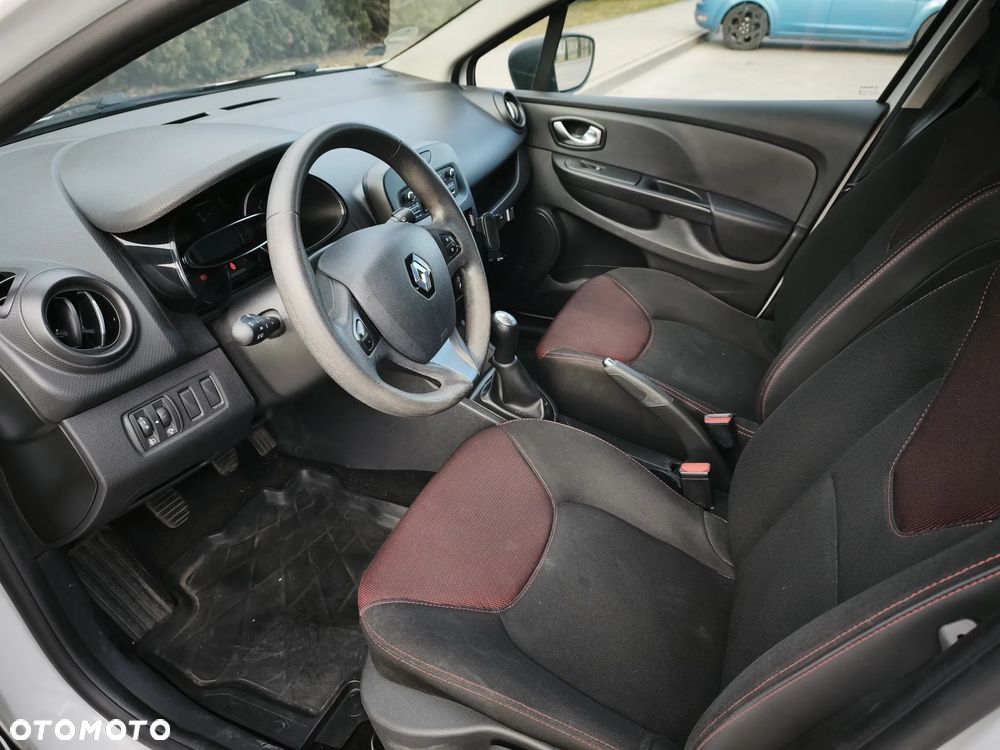 Renault Clio 1.2 16V Alize - 12