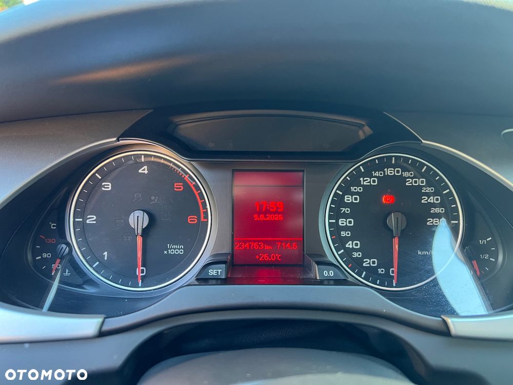 Audi A4 Avant - 6