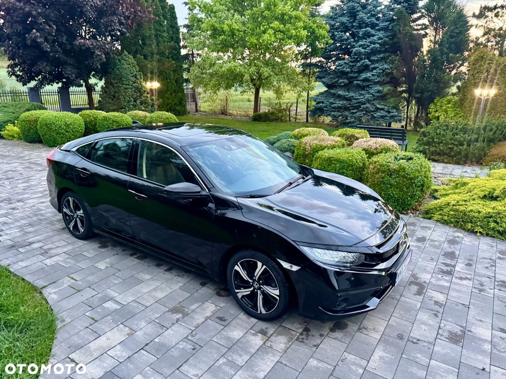 Honda Civic 1.5 i-VTEC Turbo CVT Executive - 2