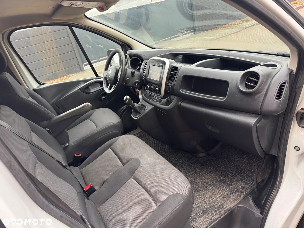Renault TRAFIC DŁUGI LONG - 9
