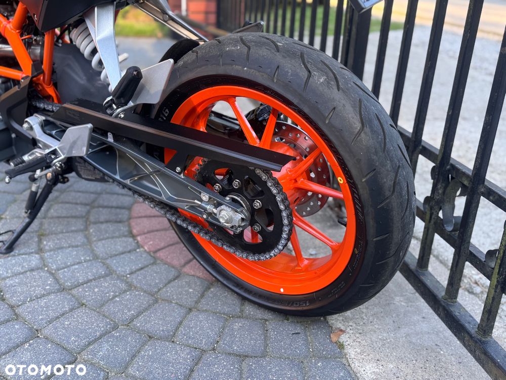 KTM Duke - 21