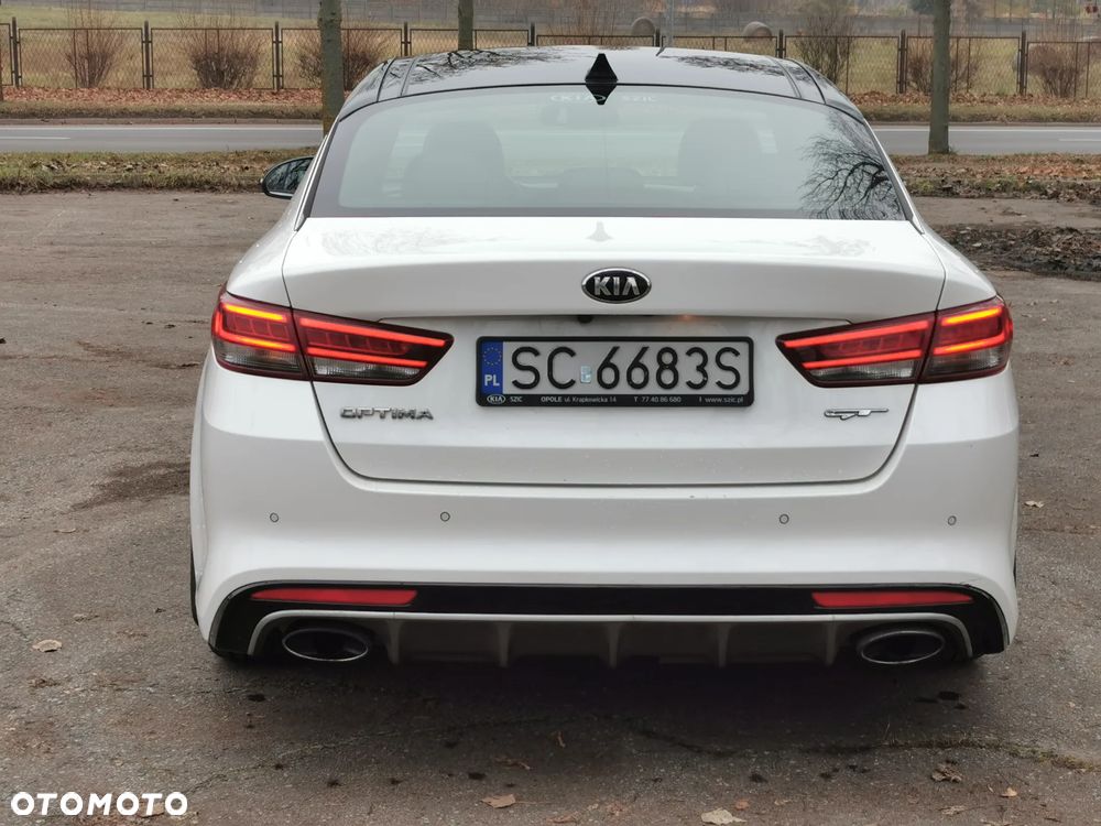Kia Optima - 13