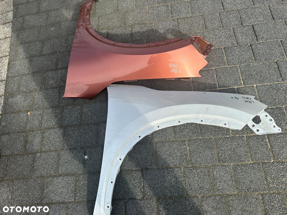 Lexus LBX zderzak maska blotniki - 7