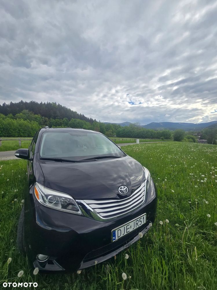 Toyota Sienna 3.5 V6 Limited AWD - 2