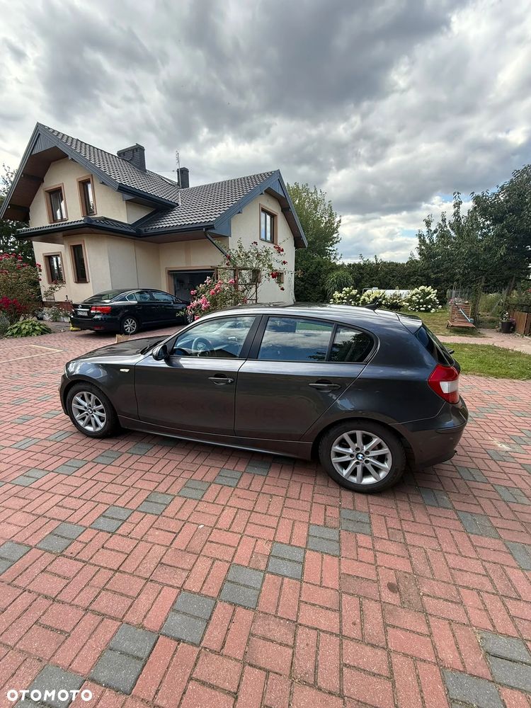 BMW Seria 1 118d DPF - 23