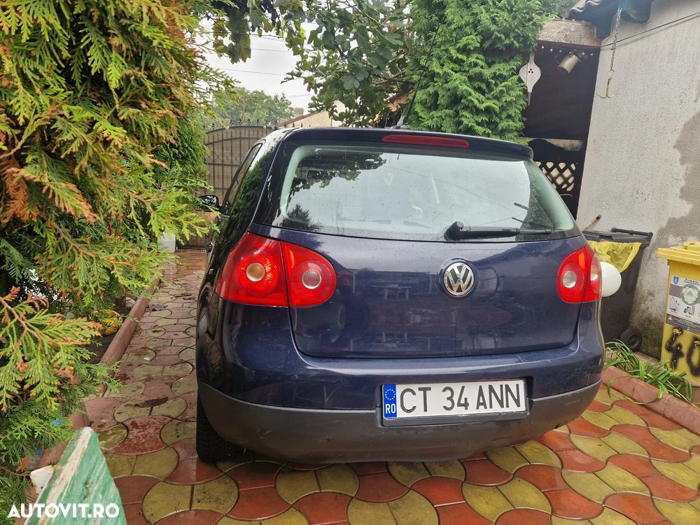 Volkswagen Golf 2.0 TDI Comfortline DSG - 5