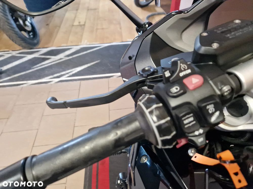 BMW RS - 10