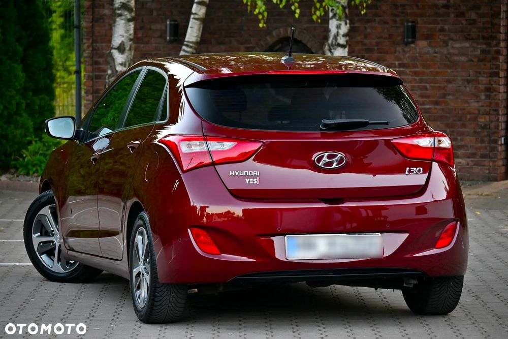 Hyundai i30 blue 1.6 GDI YES Gold - 18
