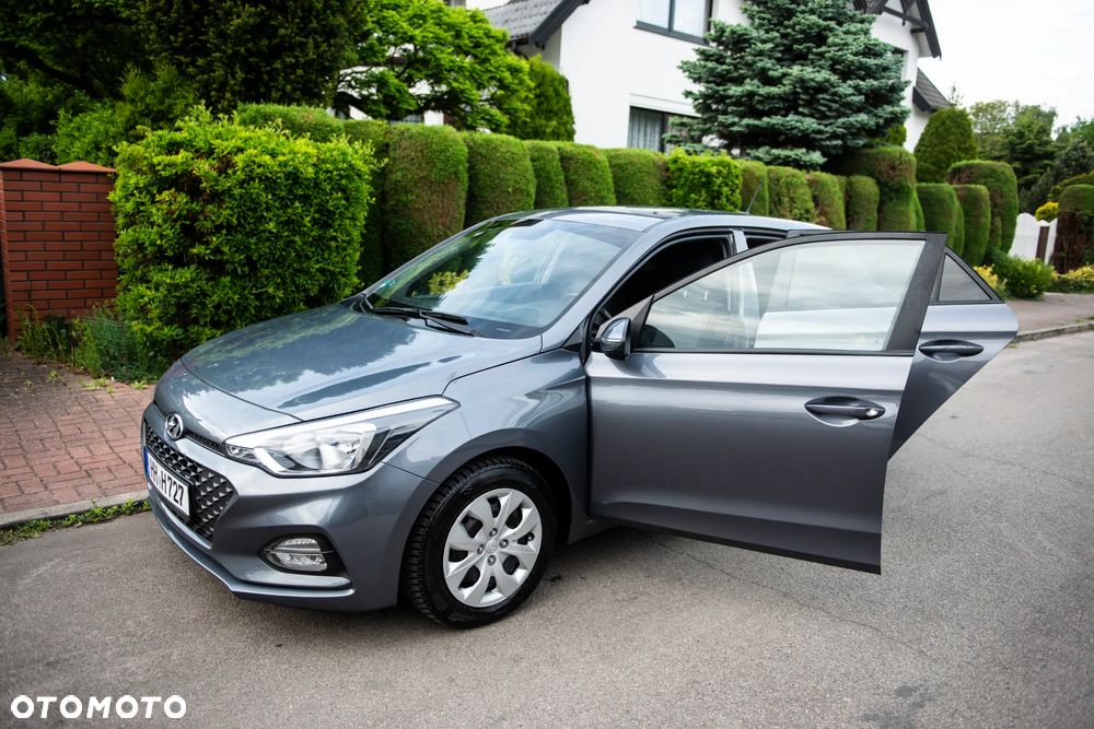 Hyundai i20 blue 1.2 Advantage - 15