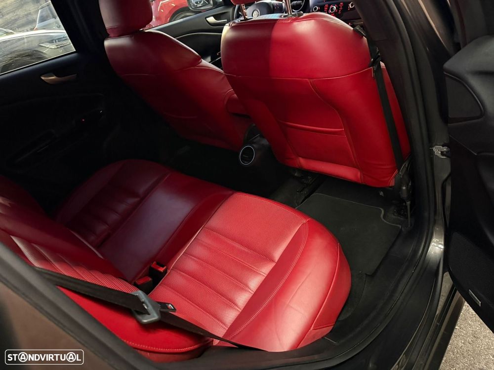 Alfa Romeo Giulietta 1.6 JTDM 16V Business - 8