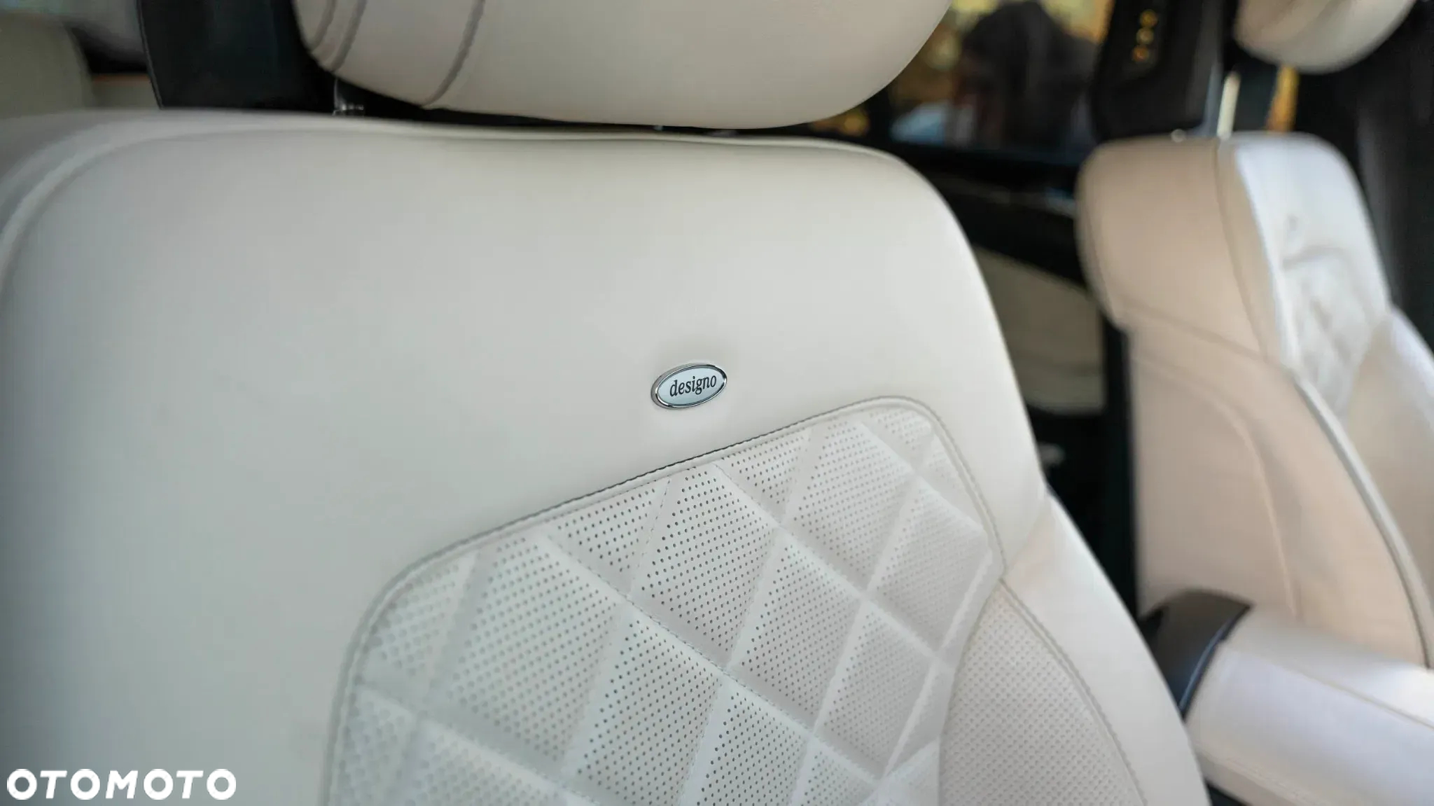 Mercedes-Benz GLS - 18
