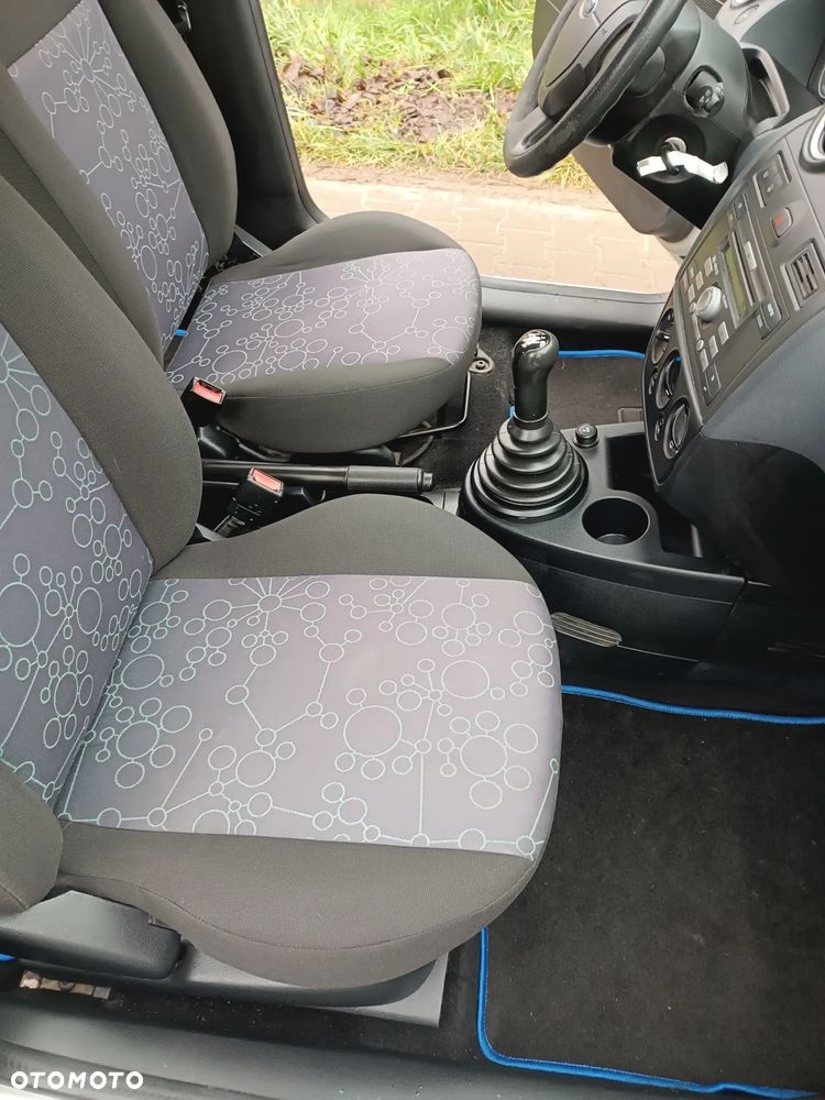 Ford Fiesta 1.4 Connection - 19