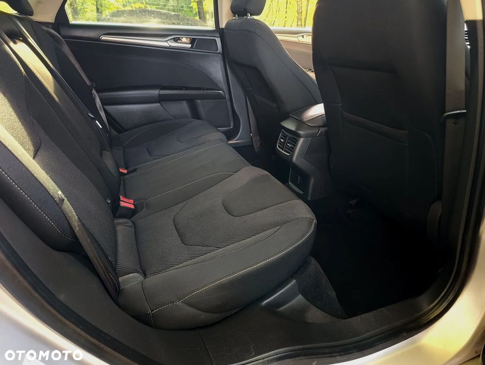 Ford Mondeo - 19