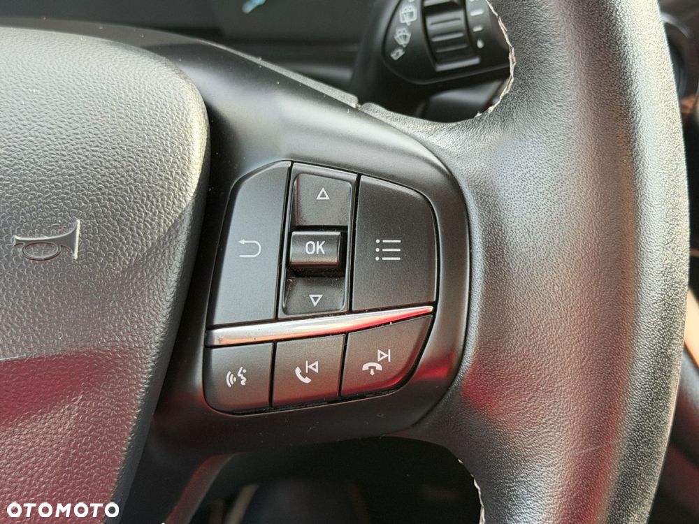 Ford Fiesta - 24