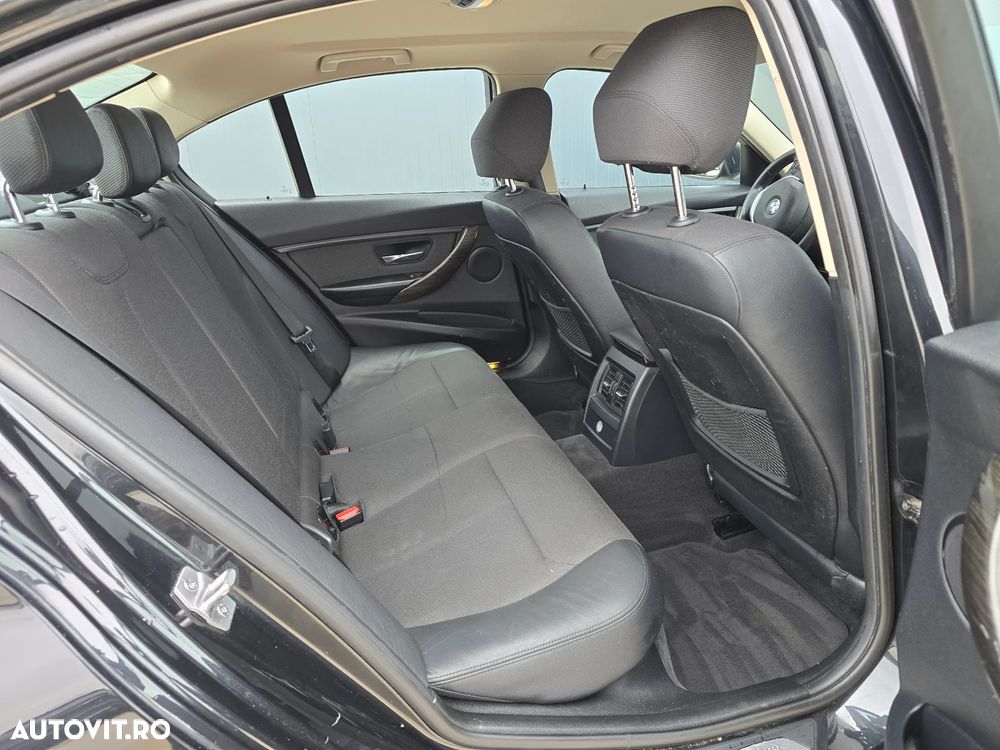 BMW Seria 3 318d DPF - 8