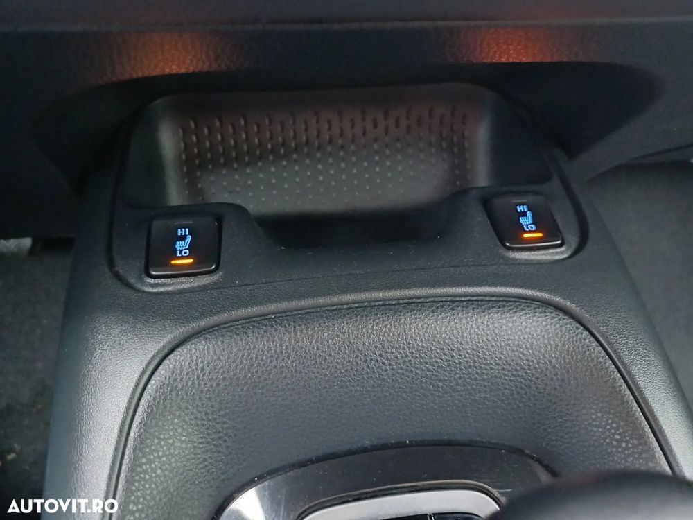 Toyota Corolla 1.8 HSD Dynamic - 15