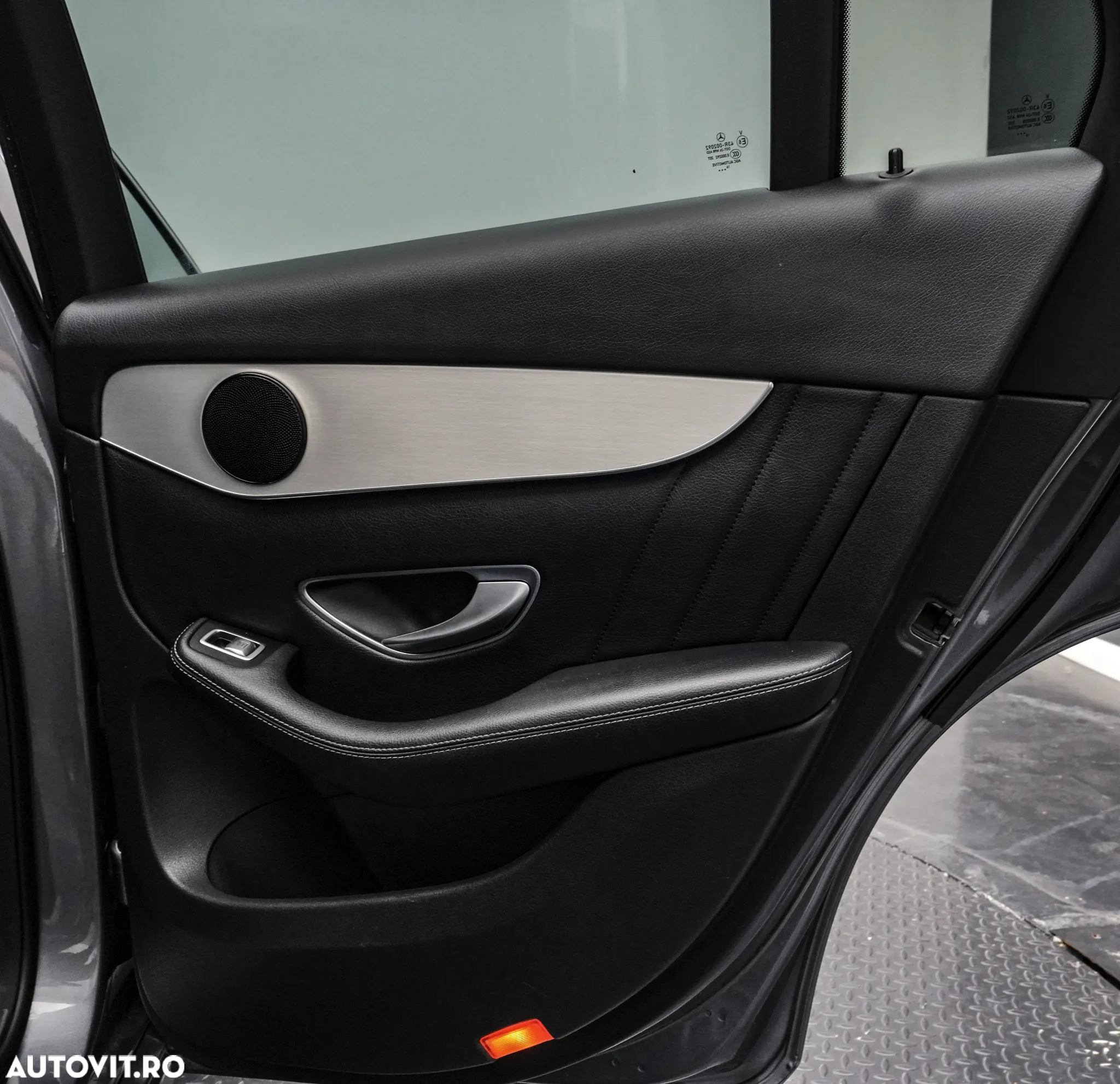 Mercedes-Benz GLC 250 d 4MATIC - 27