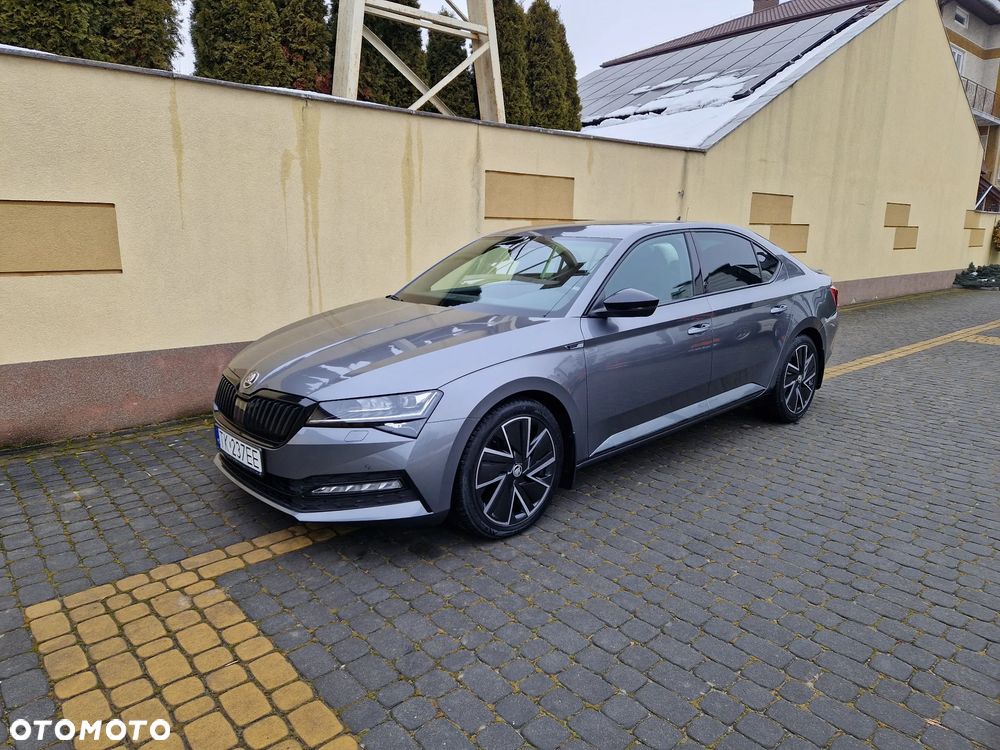 Skoda Superb 2.0 TDI SCR Sportline DSG - 2