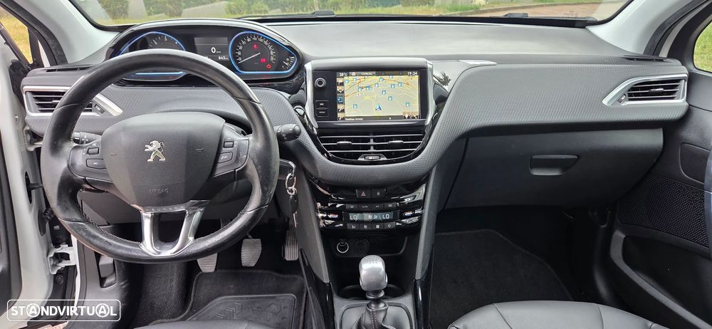 Peugeot 2008 1.6 BlueHDi Allure - 19