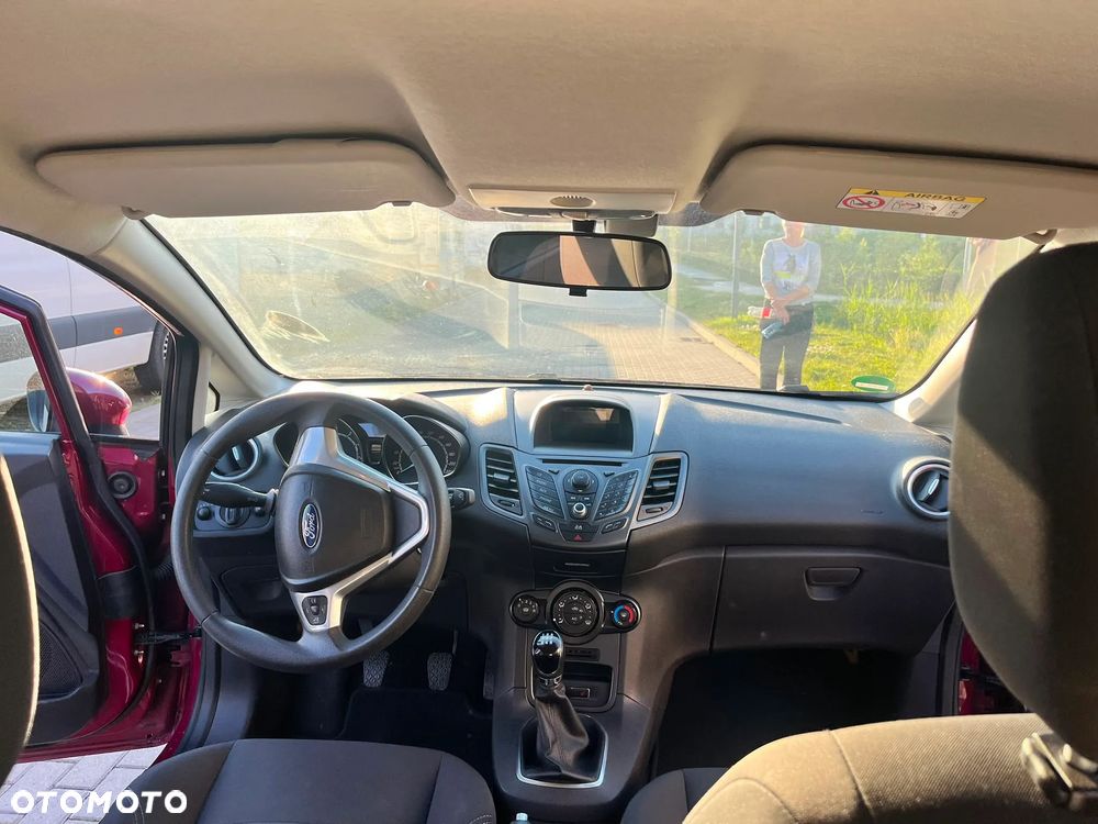 Ford Fiesta 1.0 Champions Edition - 10