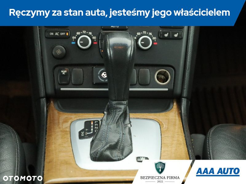 Volvo XC 90 - 16