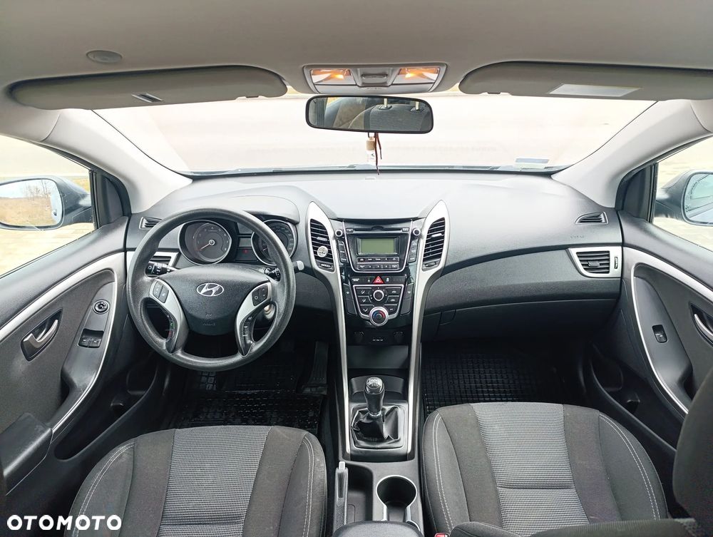 Hyundai i30 1.6 Classic - 12