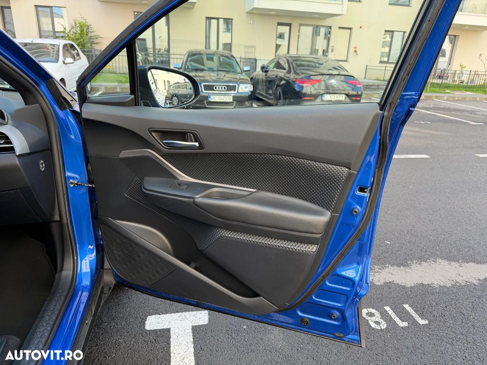 Toyota C-HR Business-Edition - 23