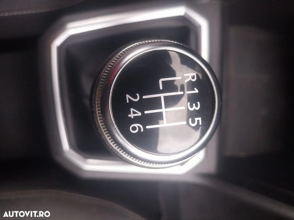 Dacia Sandero TCe 90 MT6 Comfort - 10