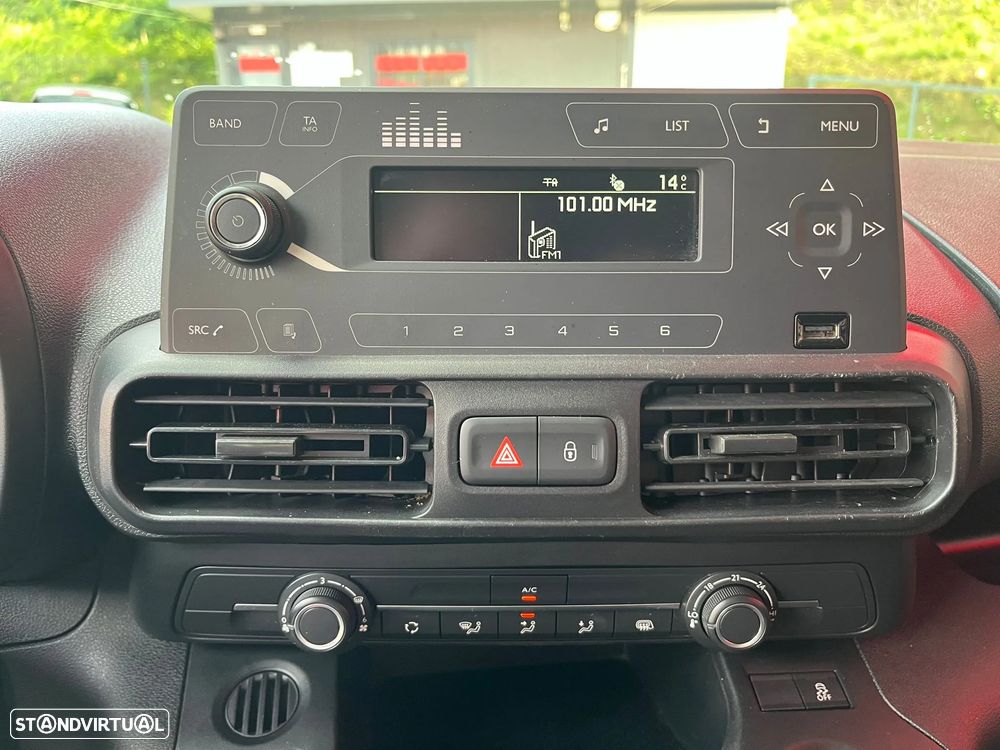 Citroën Berlingo Longa | 1.5 HDI | 3 Lug. - 22